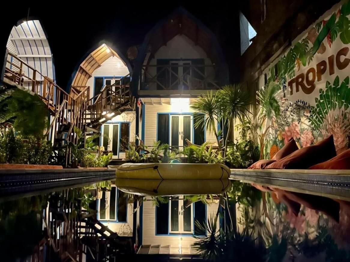 غيلي تراوانغان Tropical House Bungalows المظهر الخارجي الصورة